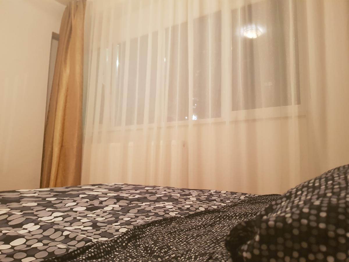 Downtown Place Apartment Bucureşti Ngoại thất bức ảnh